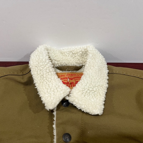 Levi’s Sherpa Lining, Denim Jacket, Medium - Picture 3 of 17